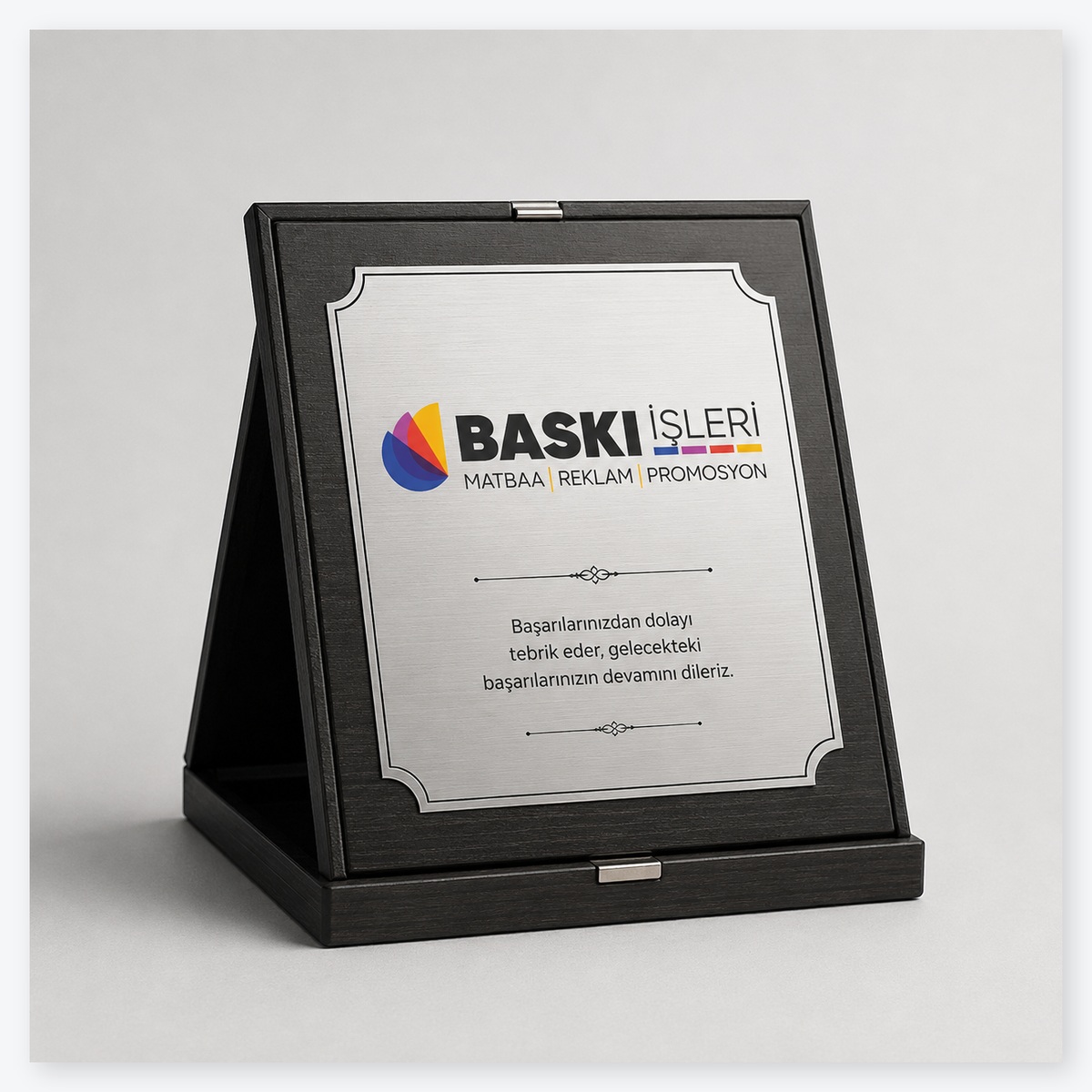 Plaket