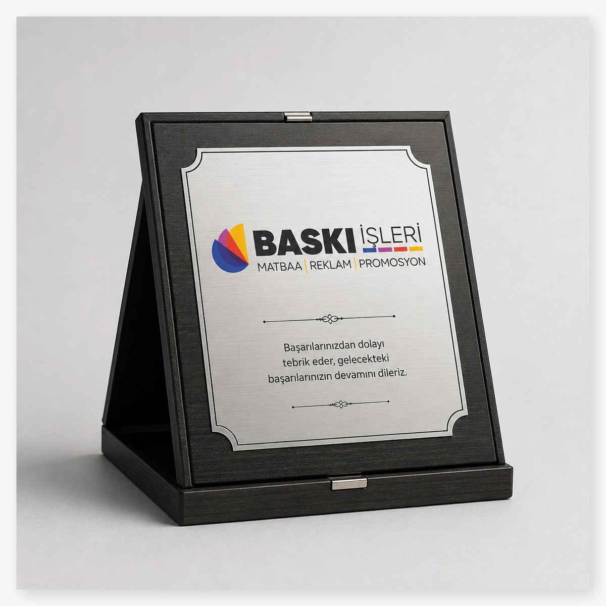 Plaket